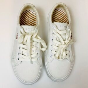Taos Footwear White Canvas Sneakers